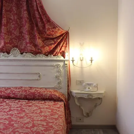 Al Castello 호텔 3*